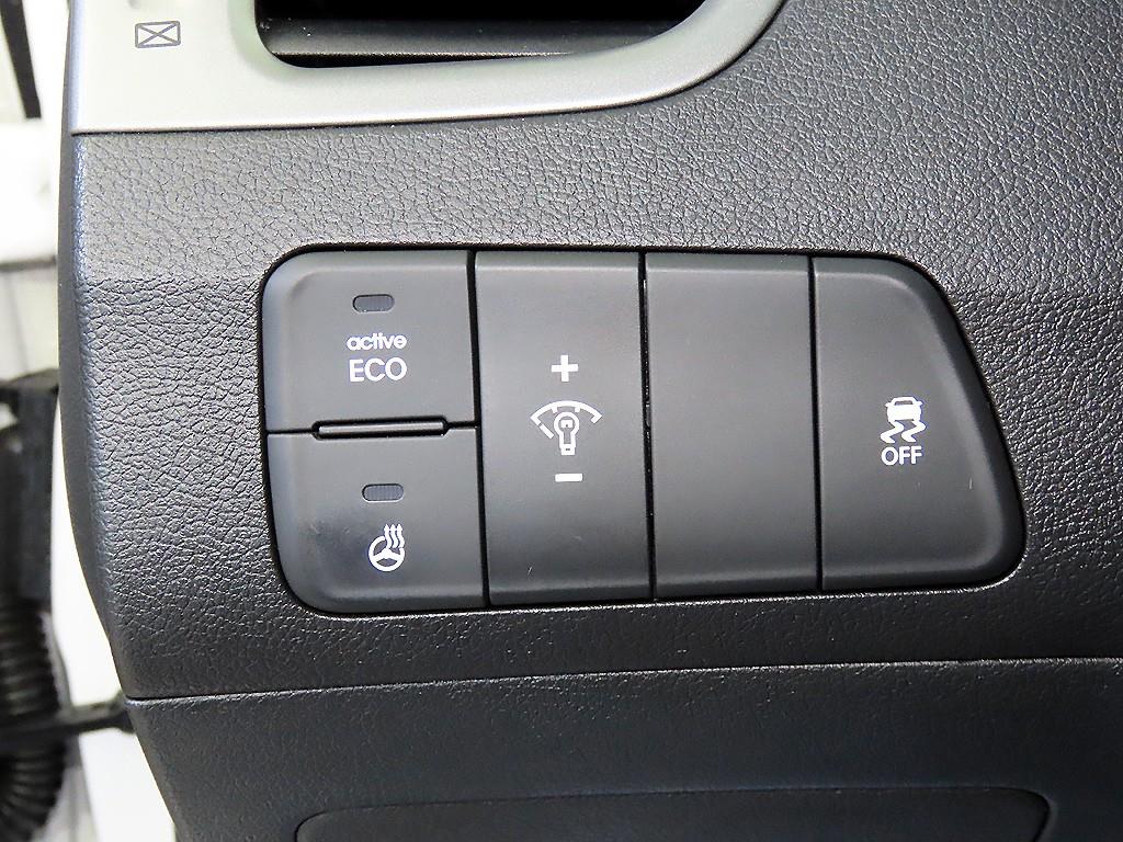 HYUNDAI Avante 2014 Blanco - Importación desde Corea - HF Imports Iquique - Foto 14