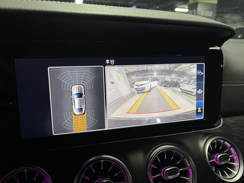 Mercedes Benz E class - Vista 12