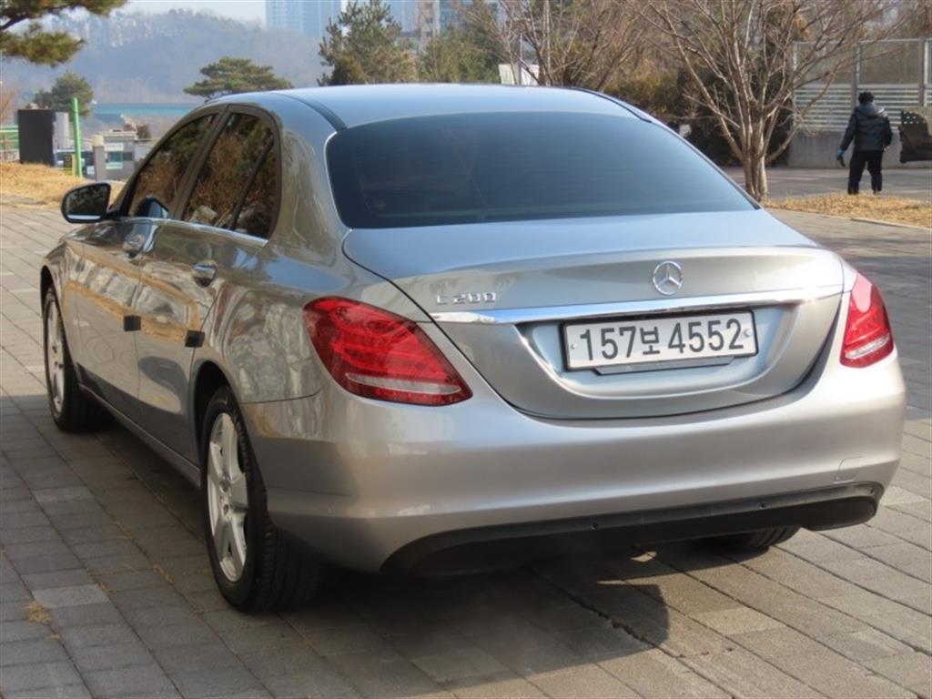 Mercedes Benz C Class - Vista 7
