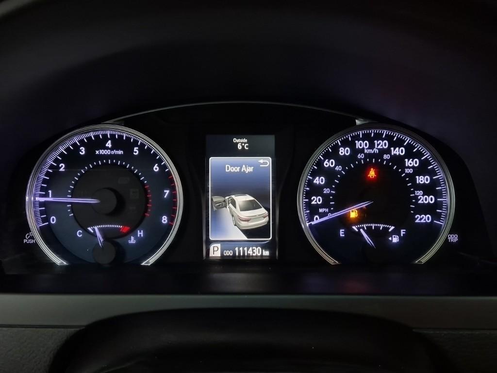 Toyota Camry - Vista 5