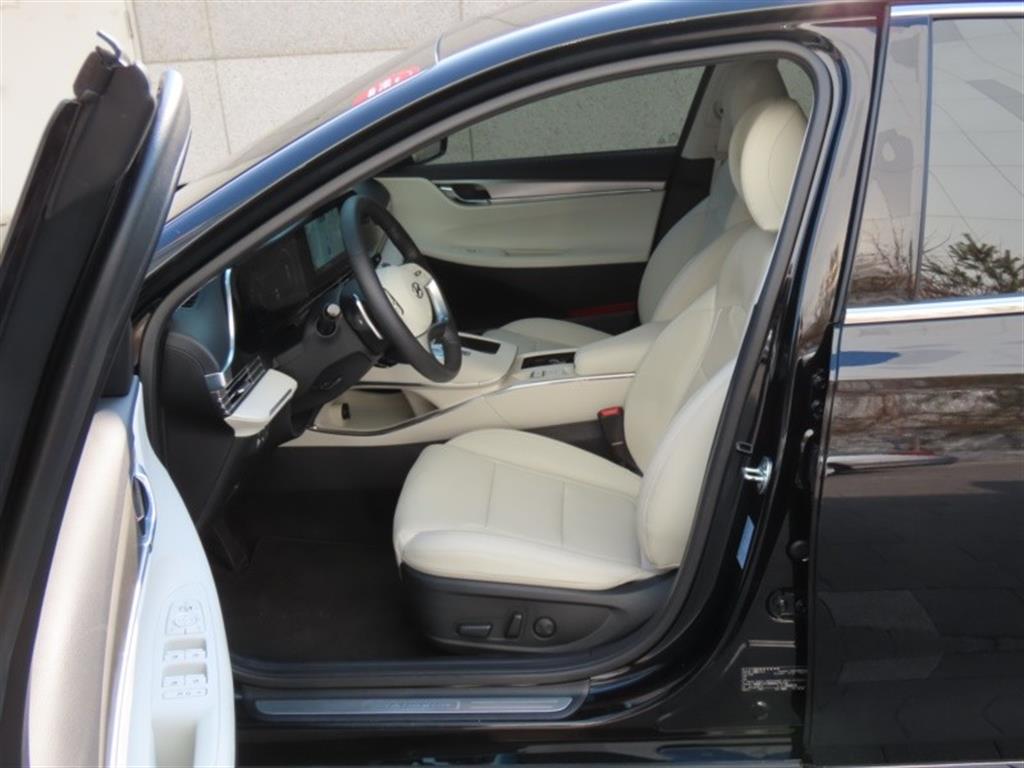 HYUNDAI Grandeur 2022 Negro - Importación desde Corea - HF Imports Iquique - Foto 13