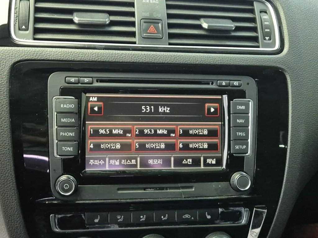 Volkswagen Jetta 2015 Plateado - Importación desde Corea - HF Imports Iquique - Foto 14