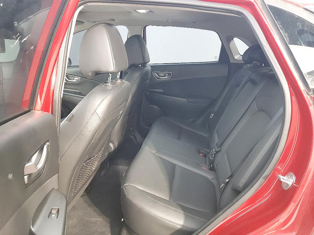 HYUNDAI Kona - Vista 8