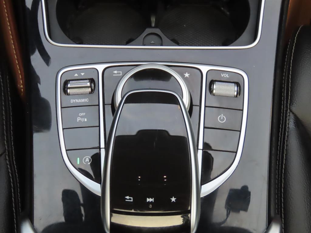 Mercedes Benz C Class 2017 Blanco - Importación desde Corea - HF Imports Iquique - Foto 11