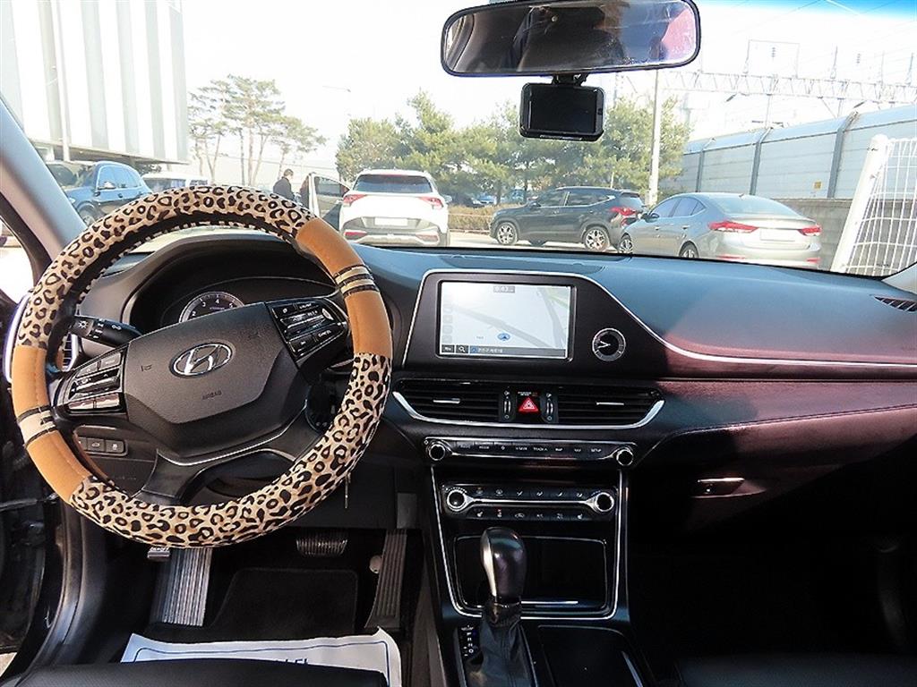 HYUNDAI Grandeur - Vista 7