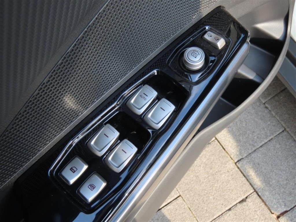 Ssangyong Tivoli 2018 Blanco - Importación desde Corea - HF Imports Iquique - Foto 12