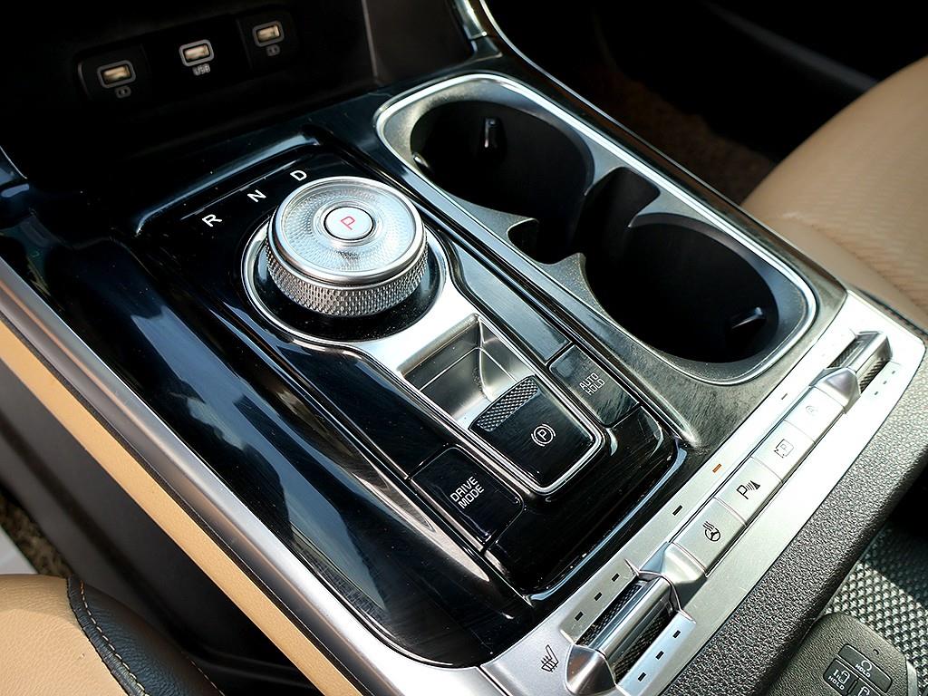 KIA Carnival 2023 Blanco - Importación desde Corea - HF Imports Iquique - Foto 7