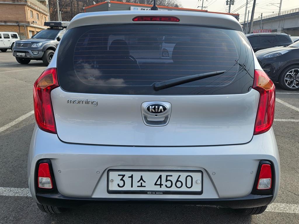 KIA Morning - Vista 4