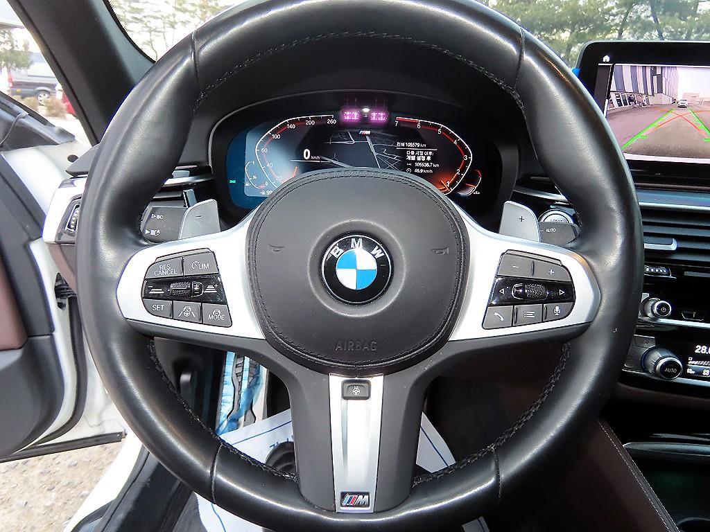 BMW 5 Series - Vista 8