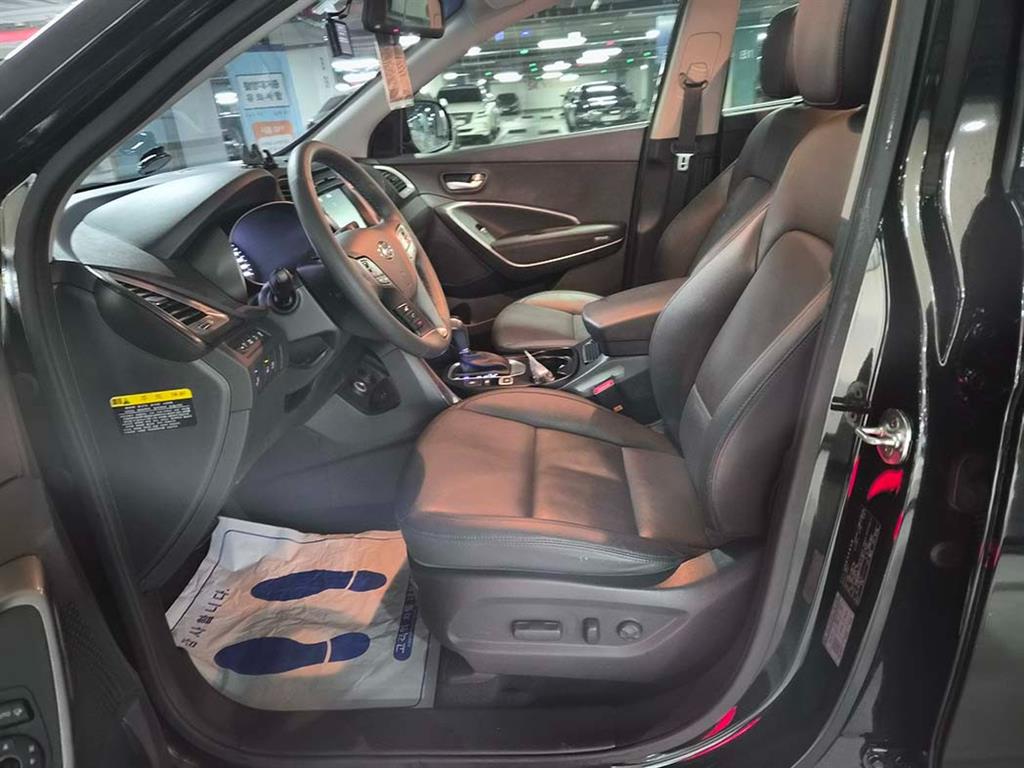 HYUNDAI Santa Fe - Vista 6