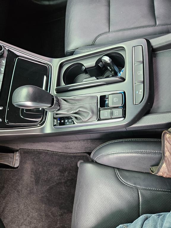 HYUNDAI Grandeur - Vista 11