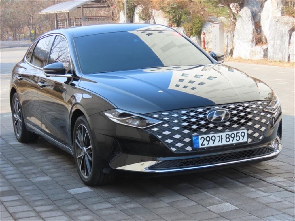 HYUNDAI Grandeur - Vista 3