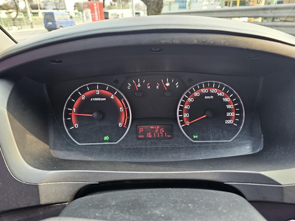 Ssangyong Korando 2015 Negro - Importación desde Corea - HF Imports Iquique - Foto 14