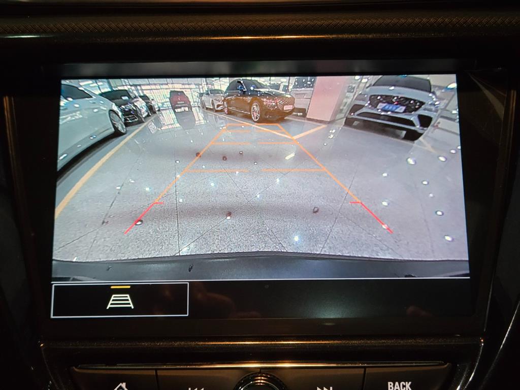 Chevrolet Trail Blazer - Vista 12