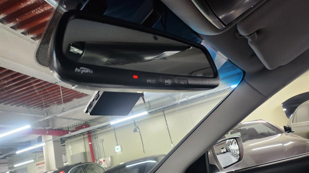 HYUNDAI Grandeur - Vista 11