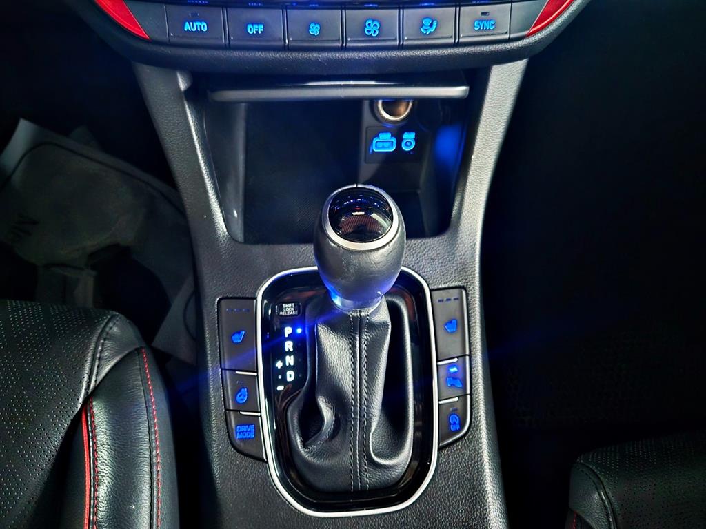 HYUNDAI i30 - Vista 8