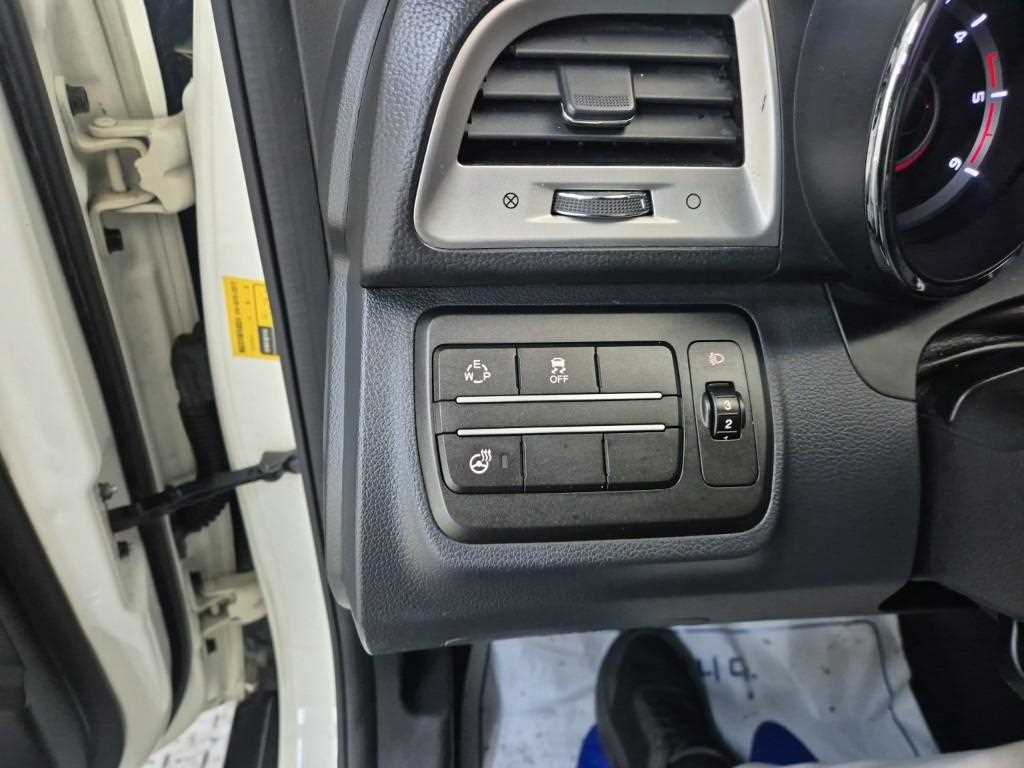 Ssangyong Tivoli 2016 Blanco - Importación desde Corea - HF Imports Iquique - Foto 18