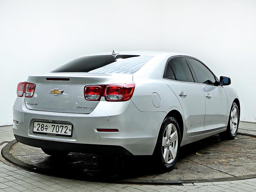 Chevrolet Malibu - Vista 7