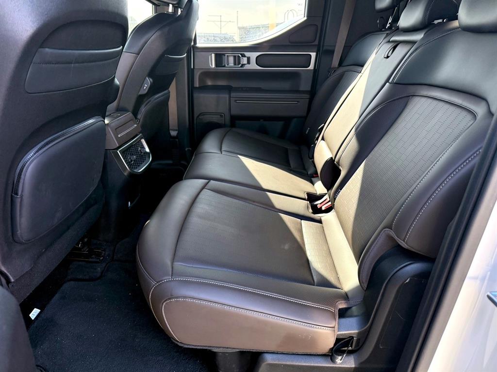 KIA Tasman - Vista 8