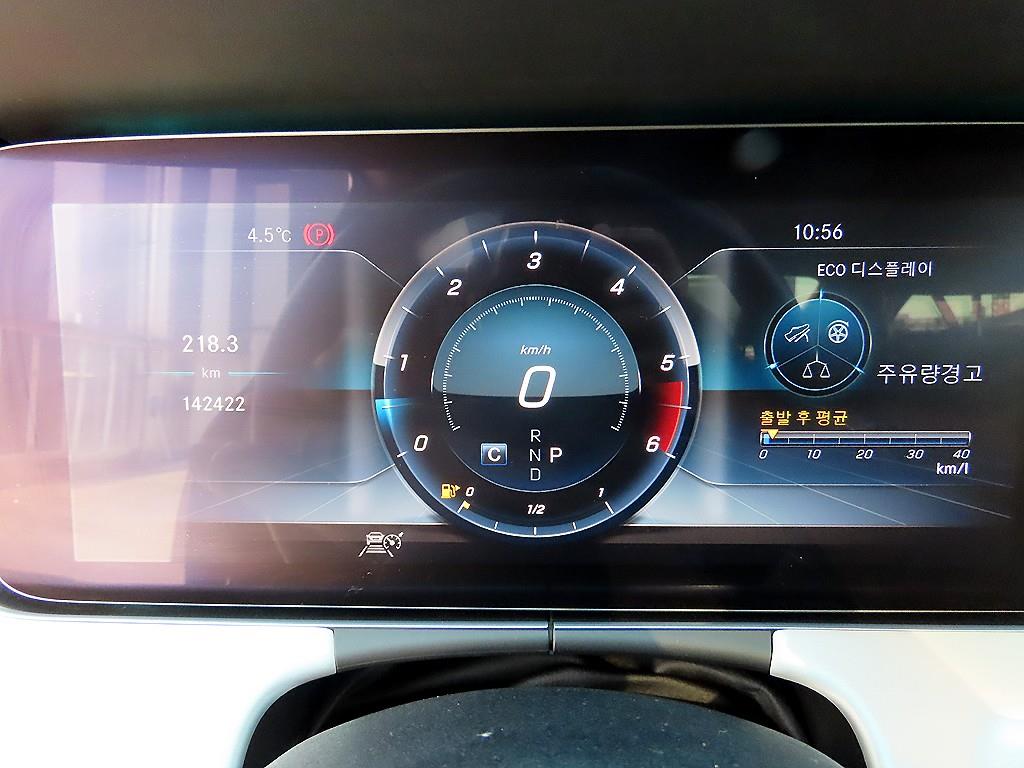 Mercedes Benz CLS Class - Vista 9