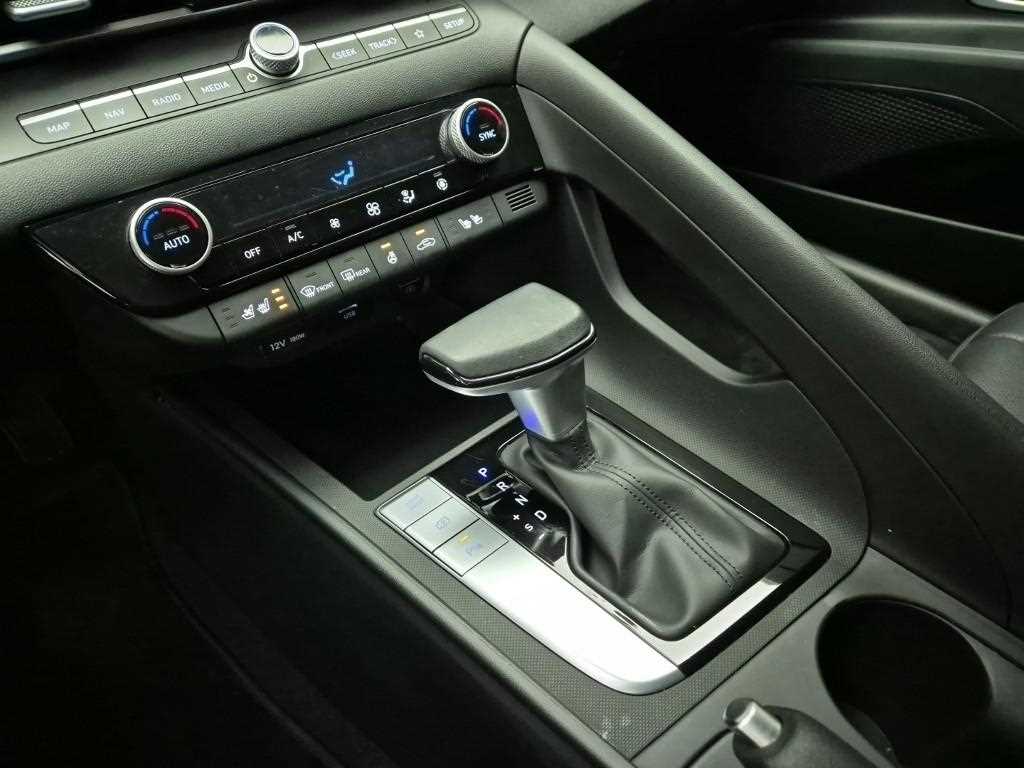 HYUNDAI Avante - Vista 8