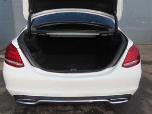 Mercedes Benz C Class - Vista 10