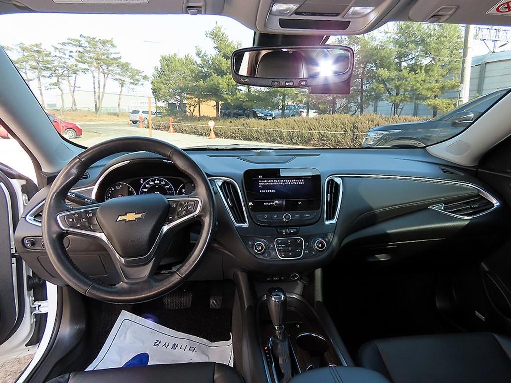 Chevrolet Malibu - Vista 7