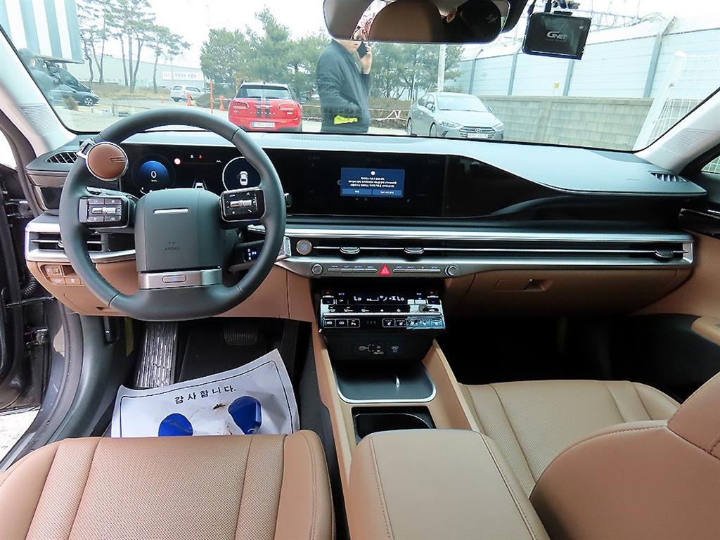 HYUNDAI Grandeur - Vista 7