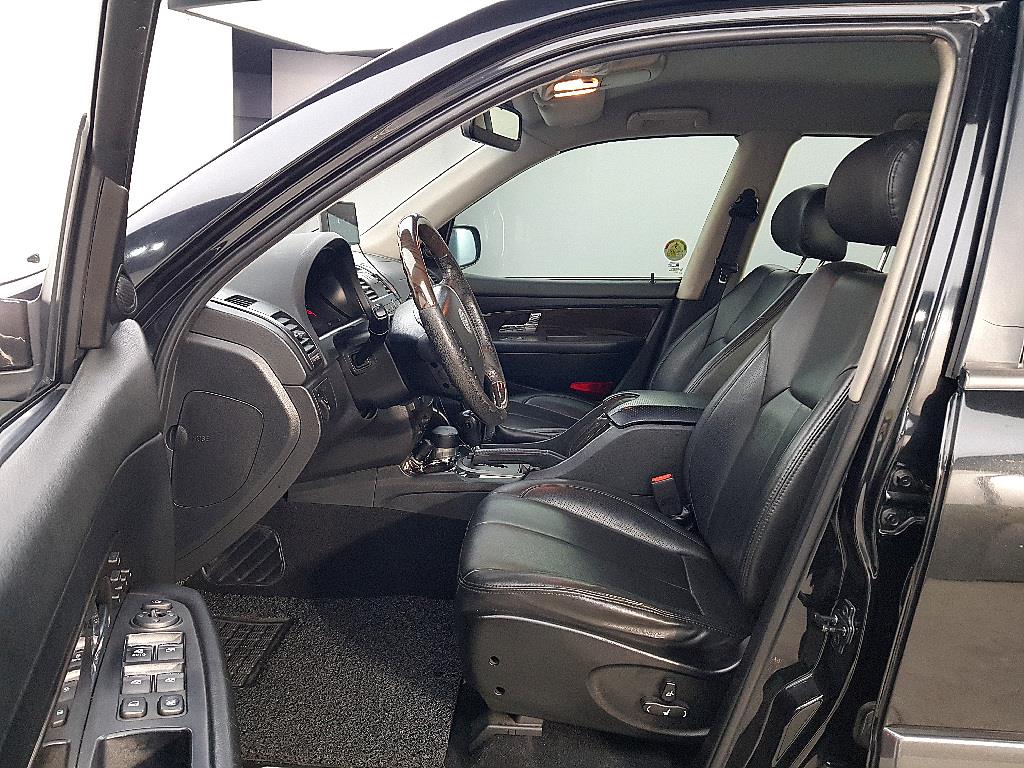 Ssangyong Rexton - Vista 8