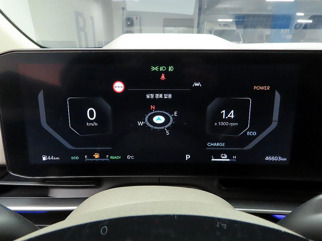 KIA Carnival - Vista 6