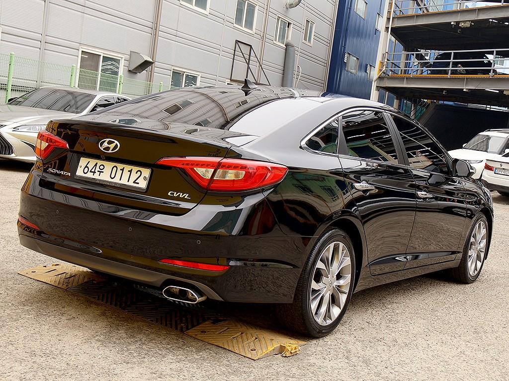 HYUNDAI Sonata - Vista 7