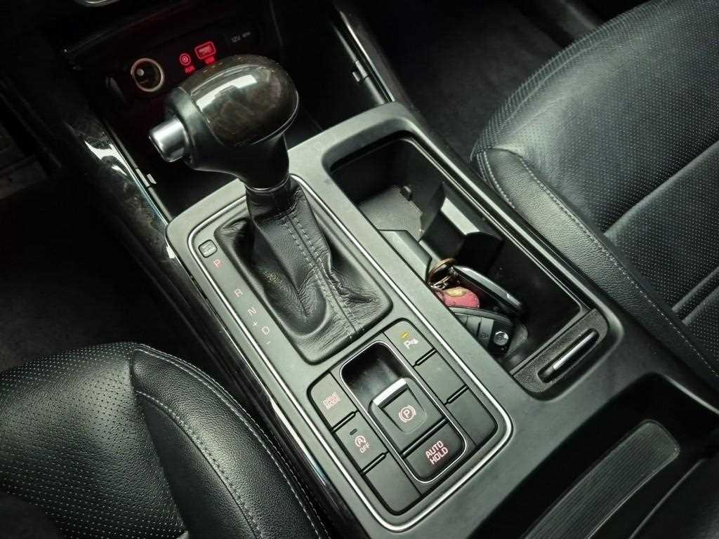 KIA Sorento - Vista 8