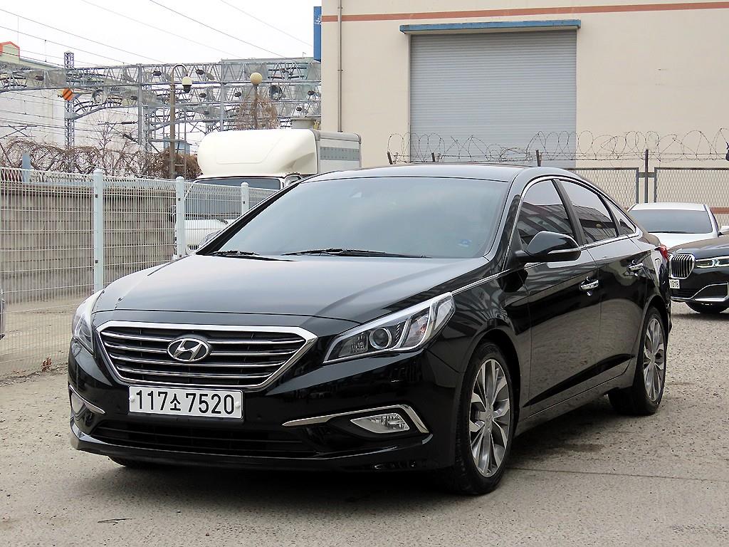HYUNDAI Sonata - Vista 2