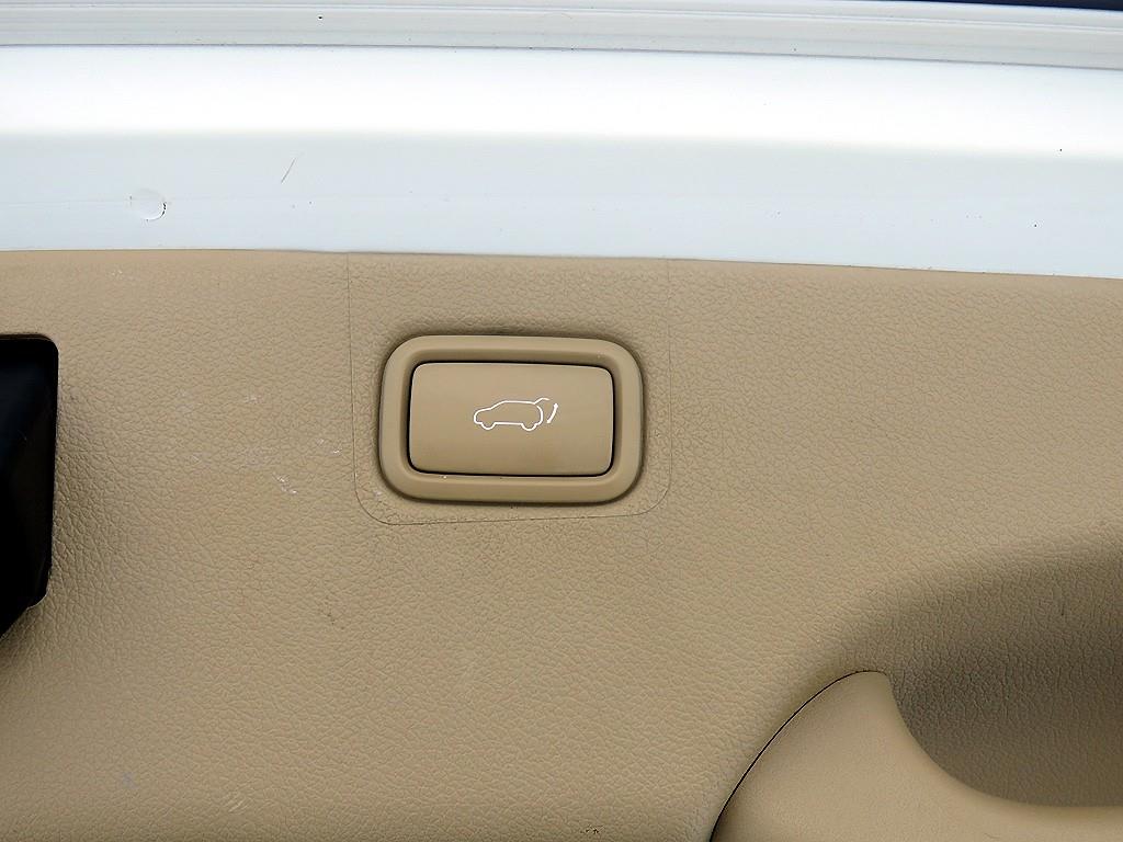 KIA Carnival - Vista 6