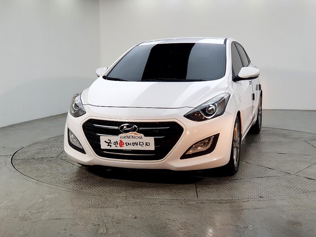 HYUNDAI i30 - Vista 2