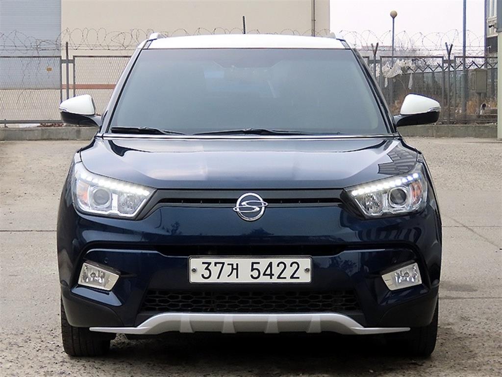 Ssangyong Tivoli - Vista 2