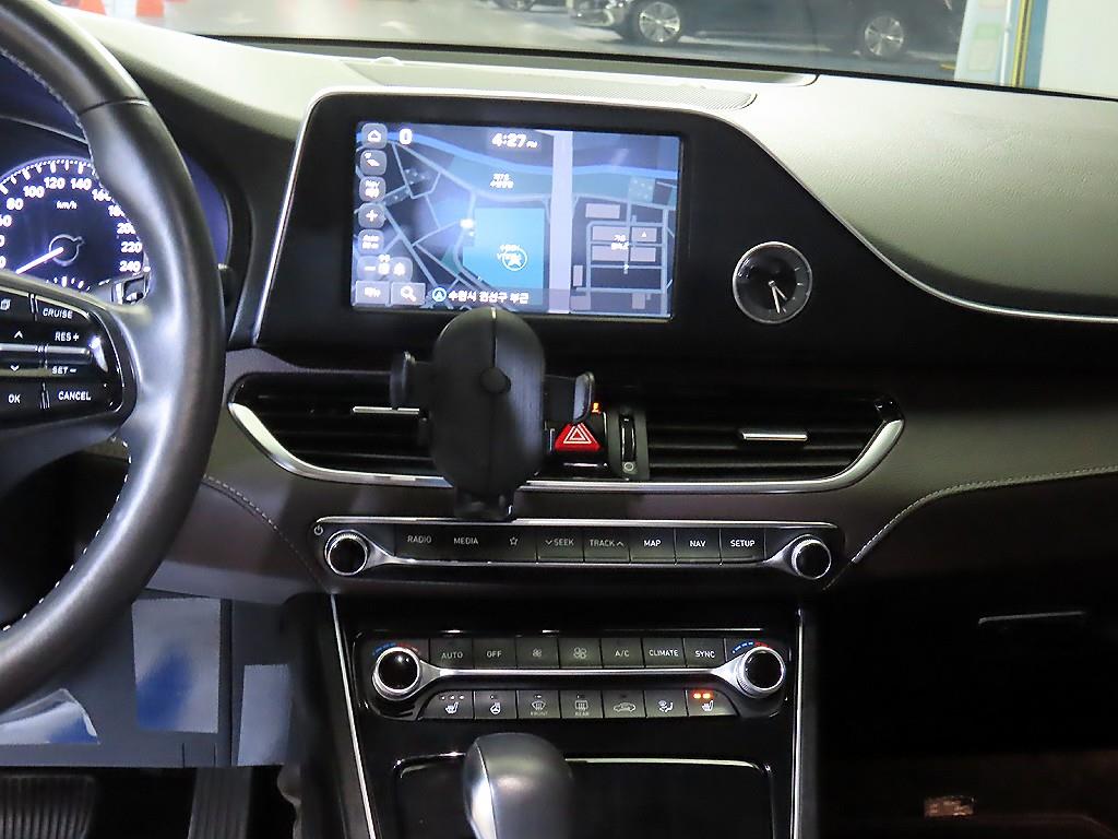 HYUNDAI Grandeur - Vista 11