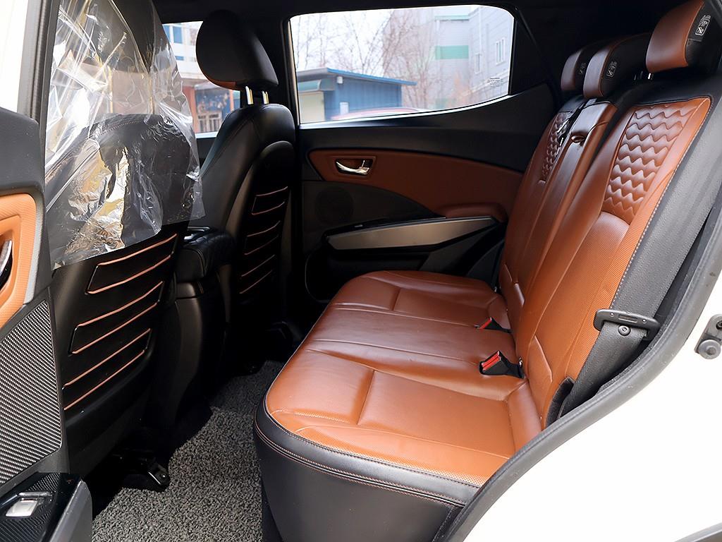 Ssangyong Tivoli 2018 Blanco - Importación desde Corea - HF Imports Iquique - Foto 12