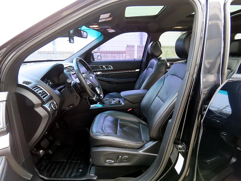 Ford Explorer - Vista 5