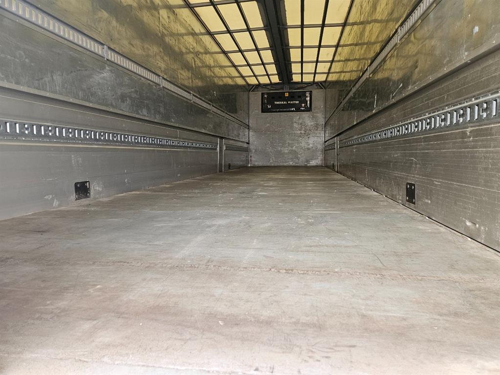 medium and large cargo truck - Vista 7