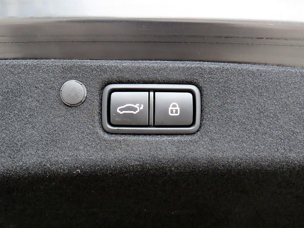 HYUNDAI Grandeur 2020 Negro - Importación desde Corea - HF Imports Iquique - Foto 16