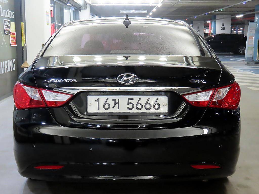 HYUNDAI Sonata - Vista 5