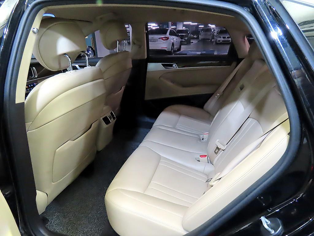 Genesis G80 - Vista 7