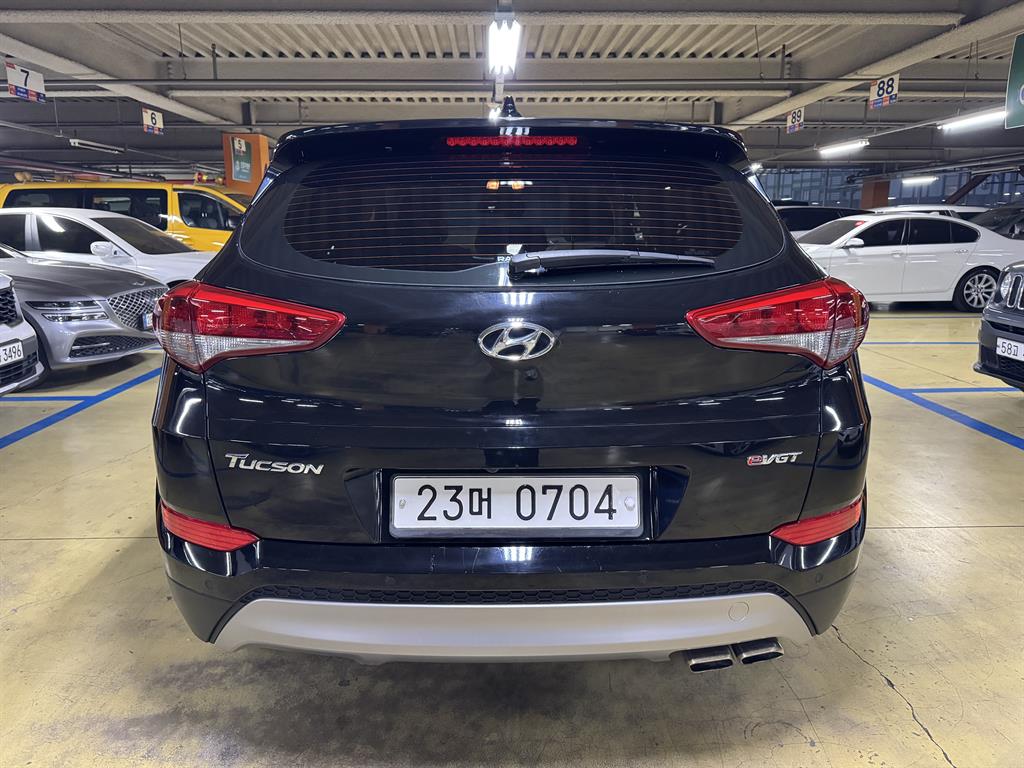 HYUNDAI Tucson - Vista 5