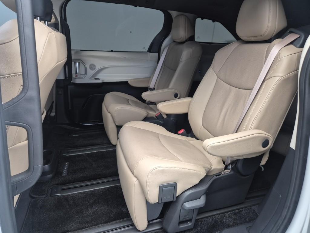 Toyota Siena - Vista 10