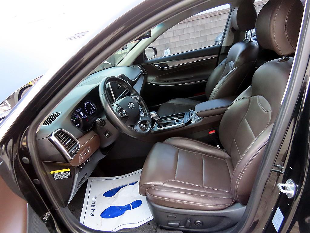 HYUNDAI Grandeur - Vista 5