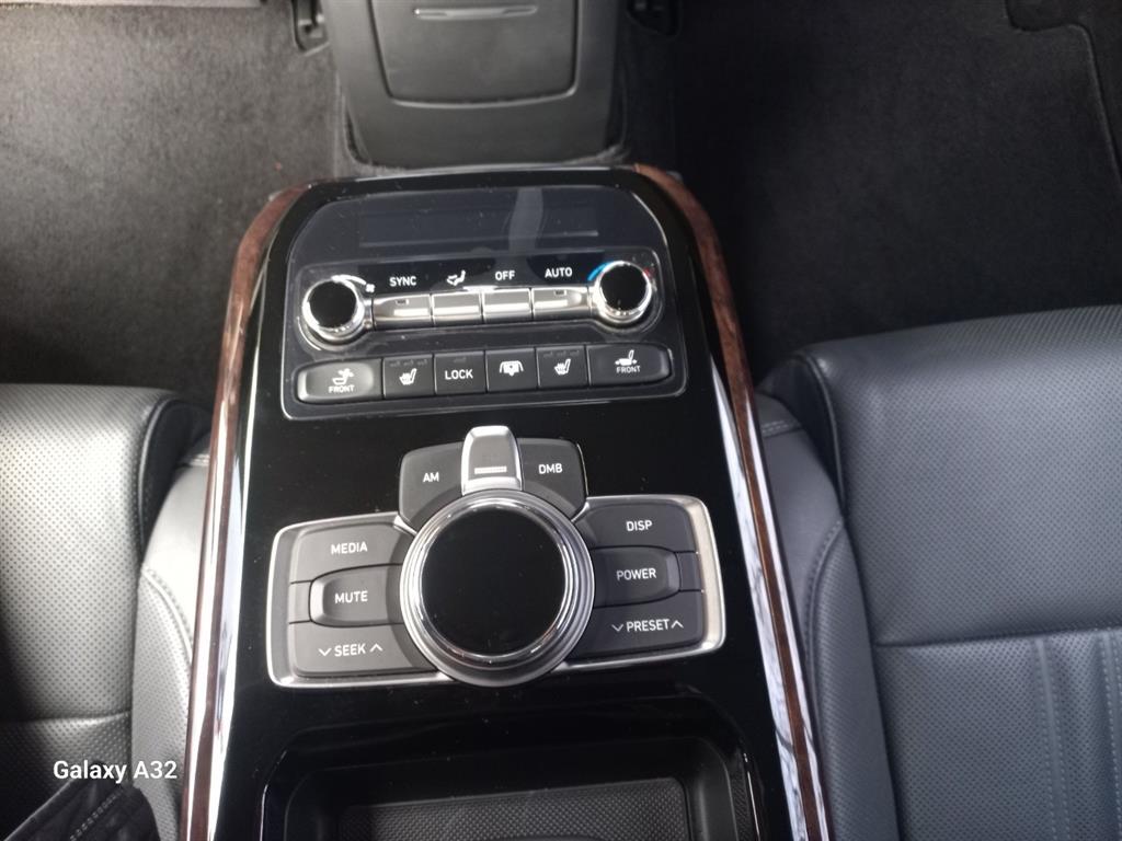 Genesis EQ900 2018 Negro - Importación desde Corea - HF Imports Iquique - Foto 15