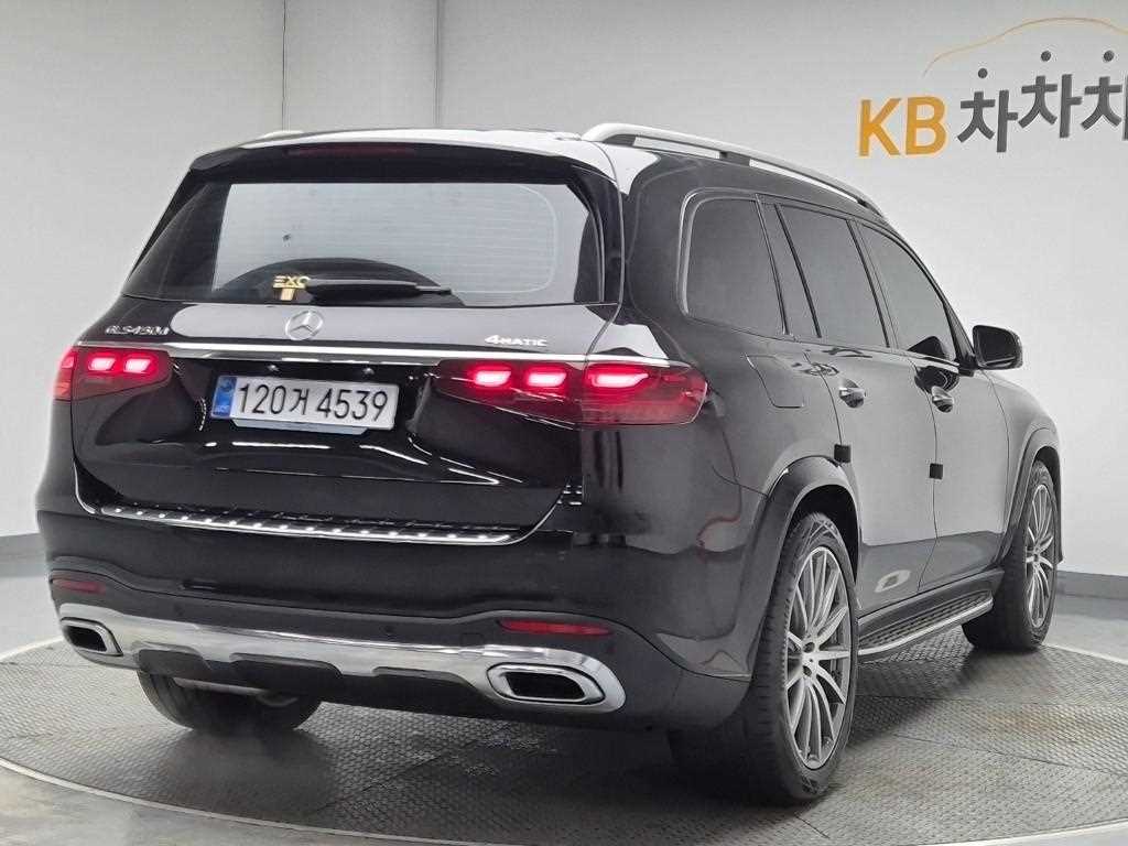 Mercedes Benz GLS Class - Vista 3