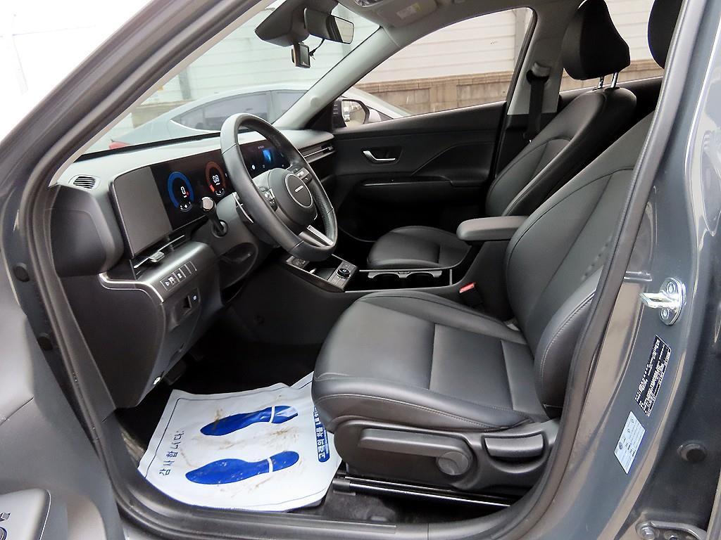 HYUNDAI Kona - Vista 5