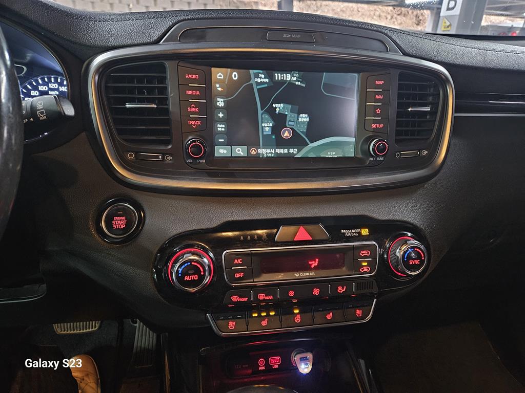 KIA Sorento - Vista 11